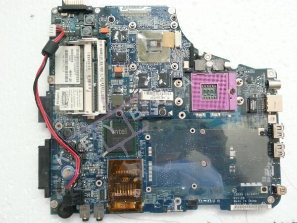 Материнська плата Toshiba Satellite A200